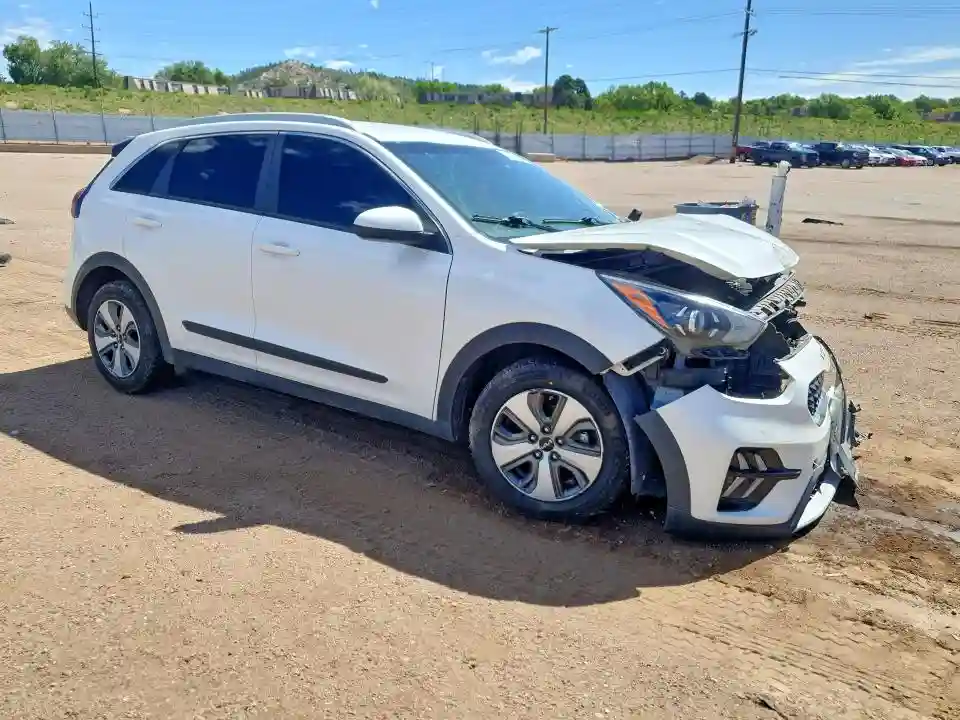 KNDCB3LCXN5534664 2022 KIA NIRO-3