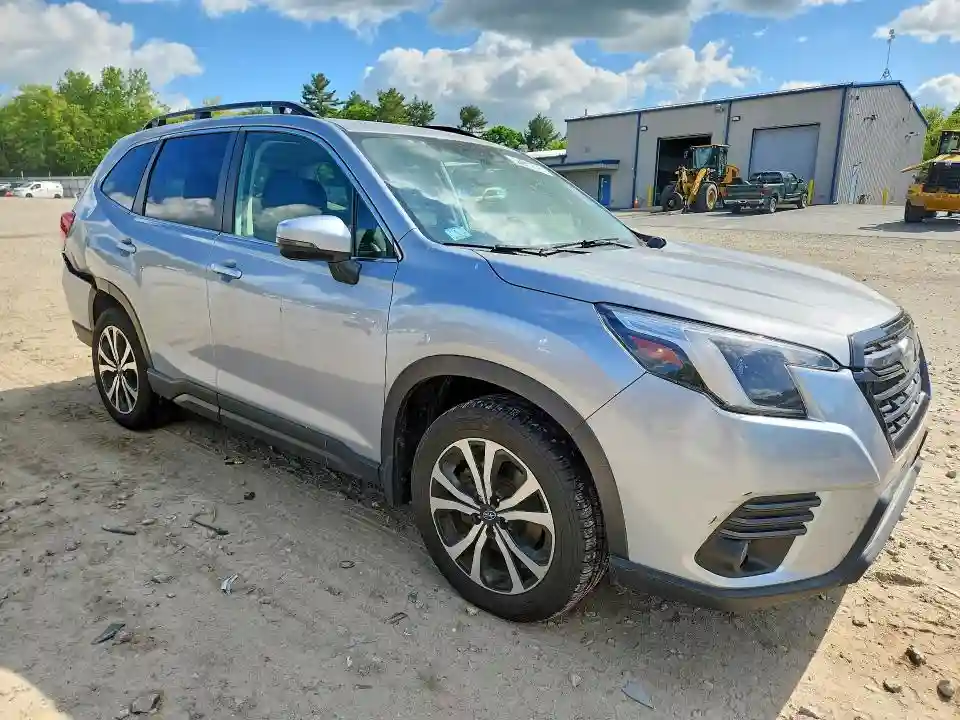 JF2SKANC2NH421398 2022 SUBARU FORESTER-3