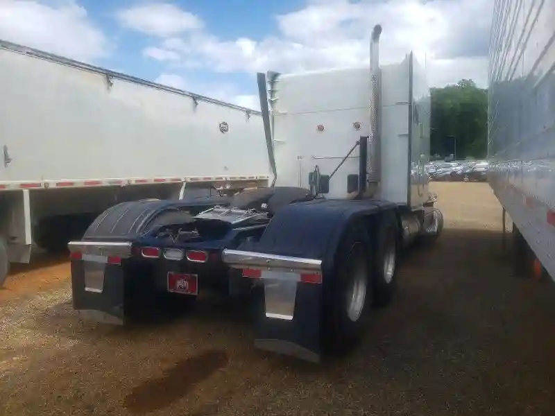 1XPBDP9X0ND812984 2022 PETERBILT TRACTOR ALL MODELS-3