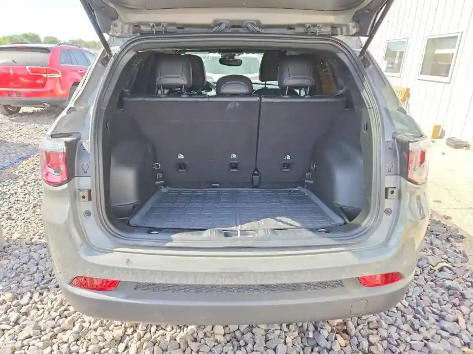 3C4NJDBN5RT602363 2024 JEEP COMPASS-5