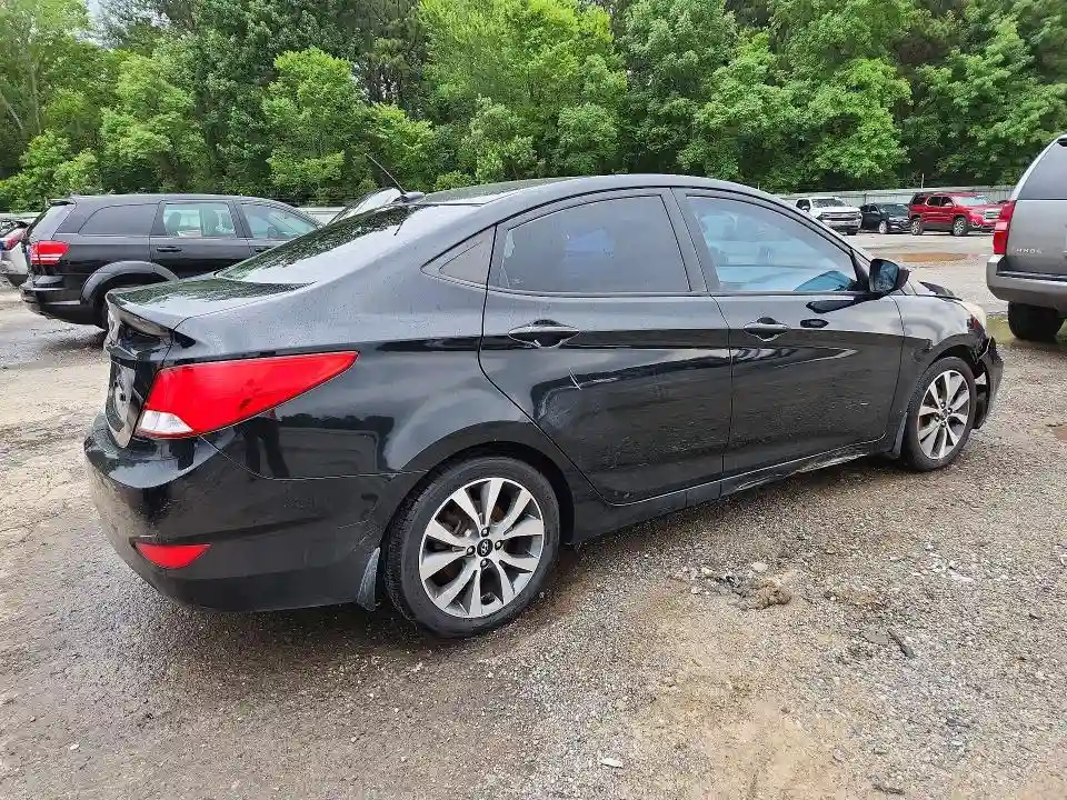 KMHCT4AE5HU339200 2017 HYUNDAI ACCENT-2