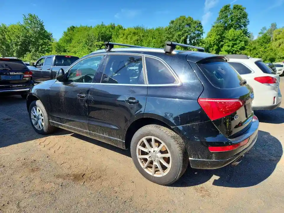WA1CKAFP3AA077792 2010 AUDI Q5-1