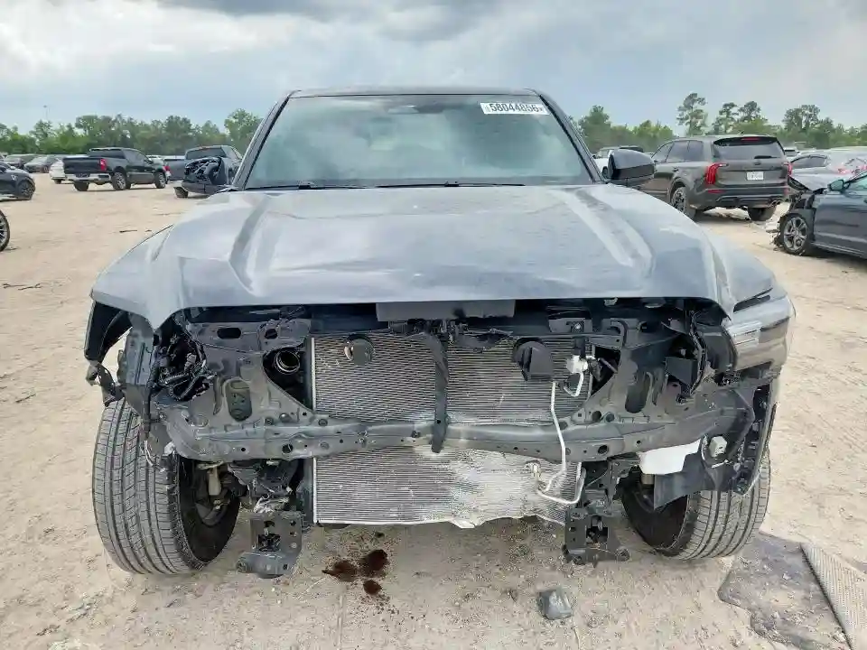 3TYKD5HN9ST020021 2025 TOYOTA TACOMA SR-4