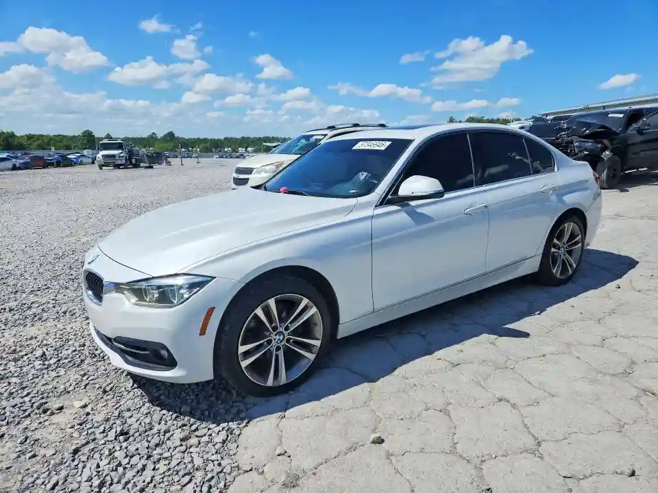 WBA8B9G57JNU97715 2018 BMW 3 SERIES-0
