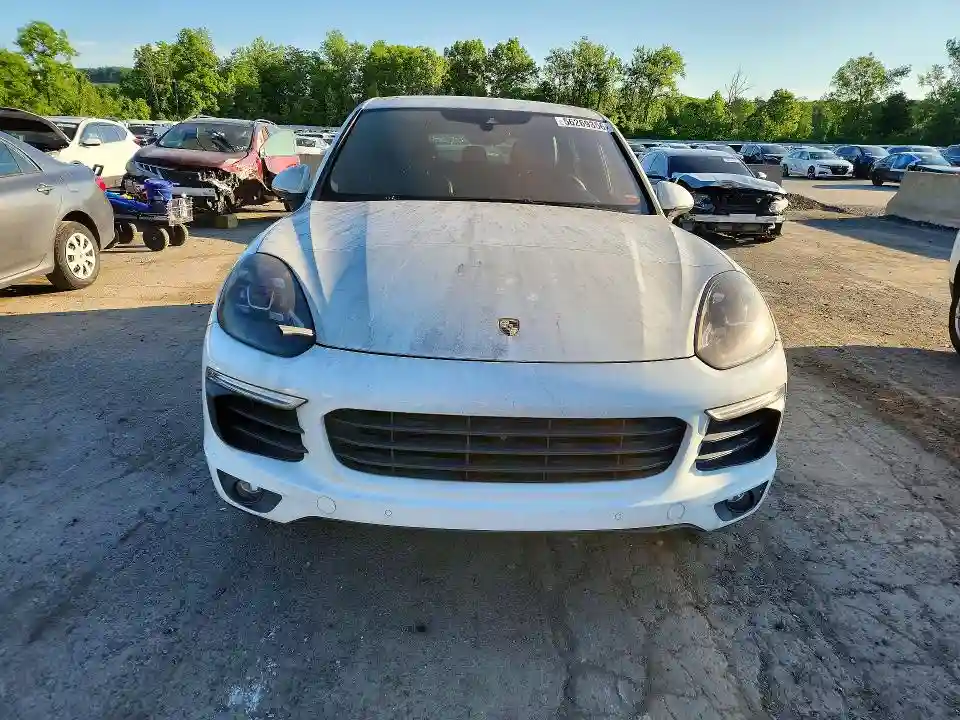 WP1AE2A21GLA58031 2016 PORSCHE CAYENNE-4