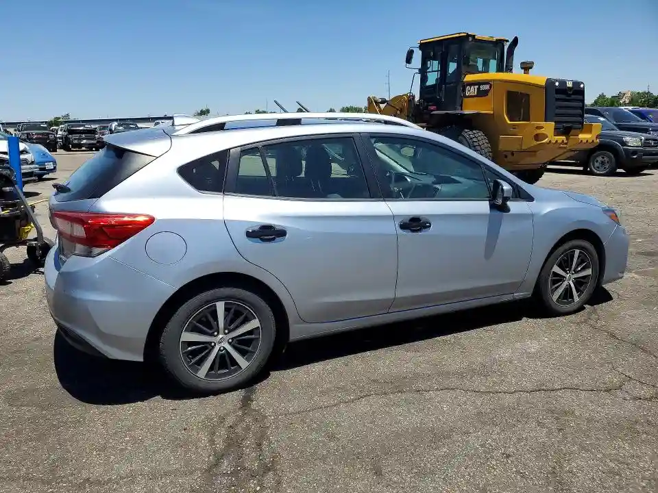 4S3GTAC65K3722884 2019 SUBARU IMPREZA-2