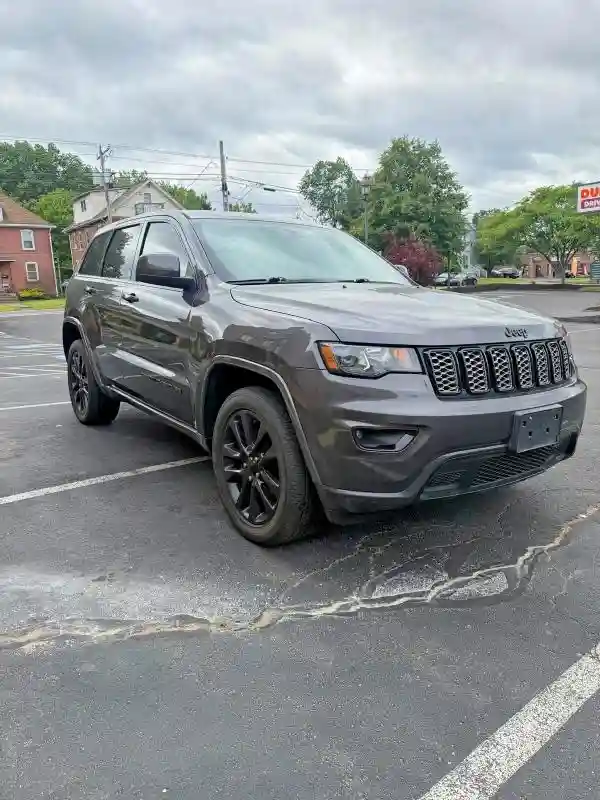 1C4RJFAG4JC147876 2018 JEEP CHEROKEE-3