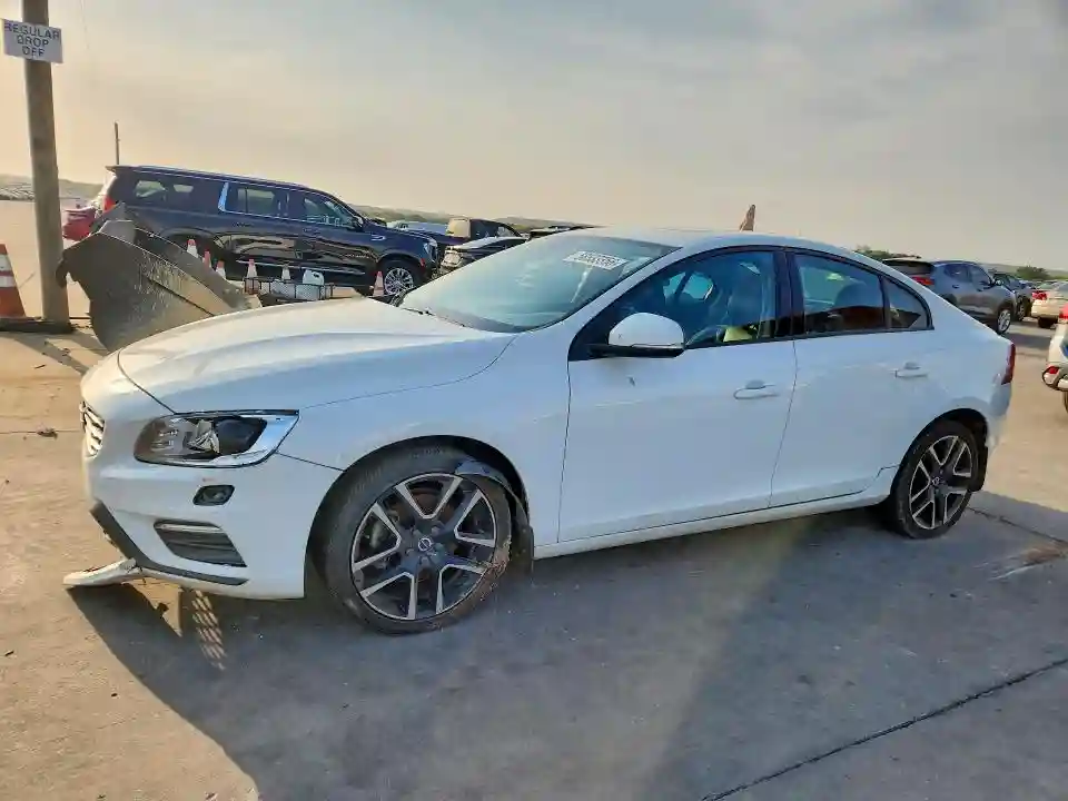 YV126MFL5J2452798 2018 VOLVO S60-0