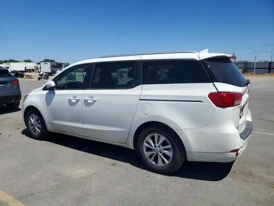 KNDMB5C1XG6208701 2016 KIA SEDONA-1
