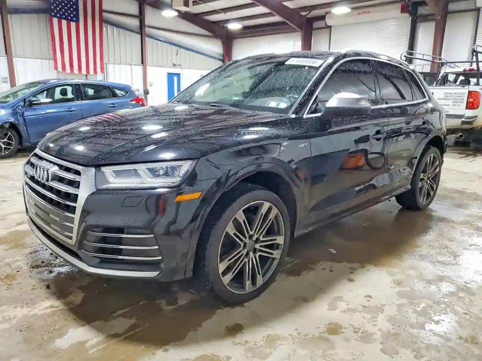 WA1A4AFY7J2007636 2018 AUDI SQ5-0