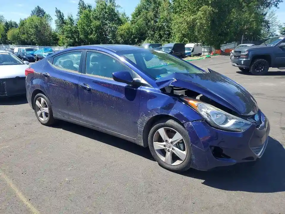 5NPDH4AE2DH452794 2013 HYUNDAI ELANTRA-3