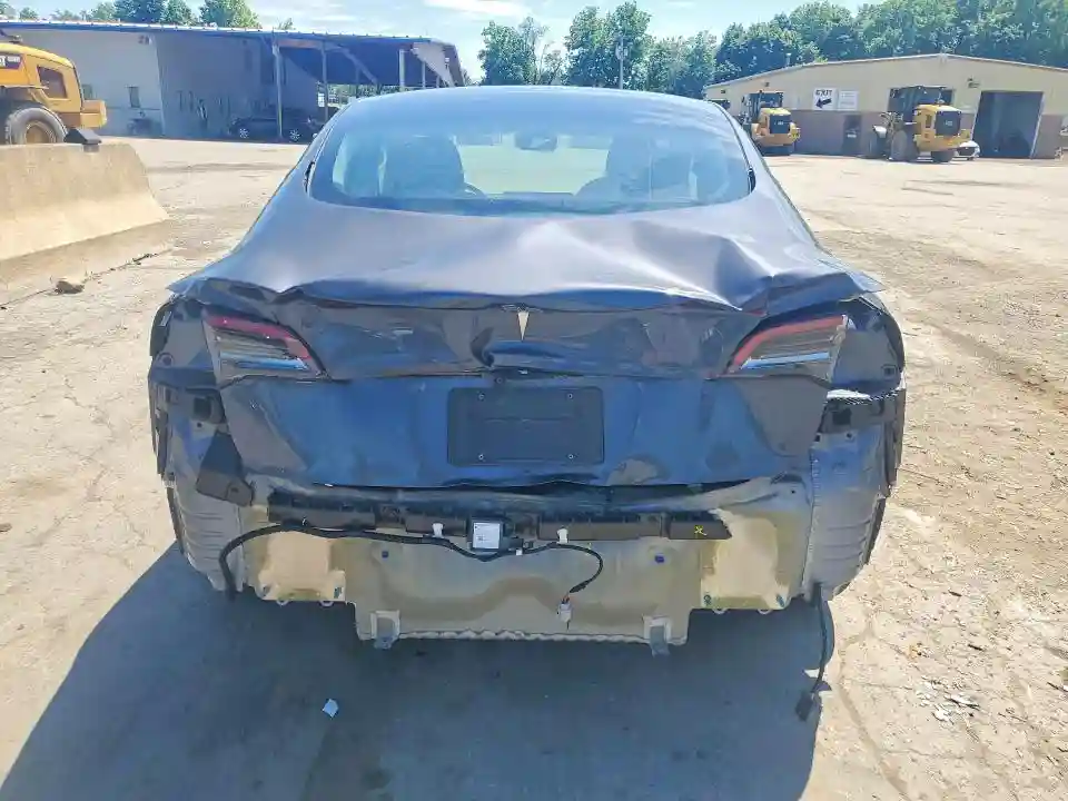 5YJ3E1EAXPF669166 2023 TESLA MODEL 3-5