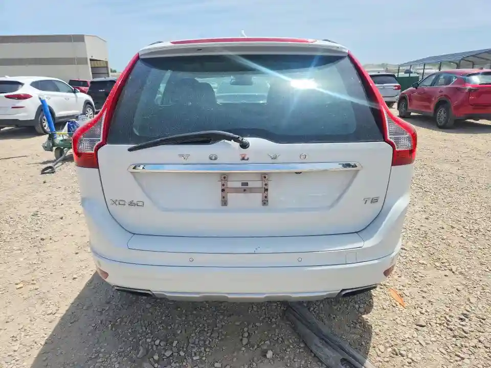 YV440MDJ0G2813619 2016 VOLVO XC60-5