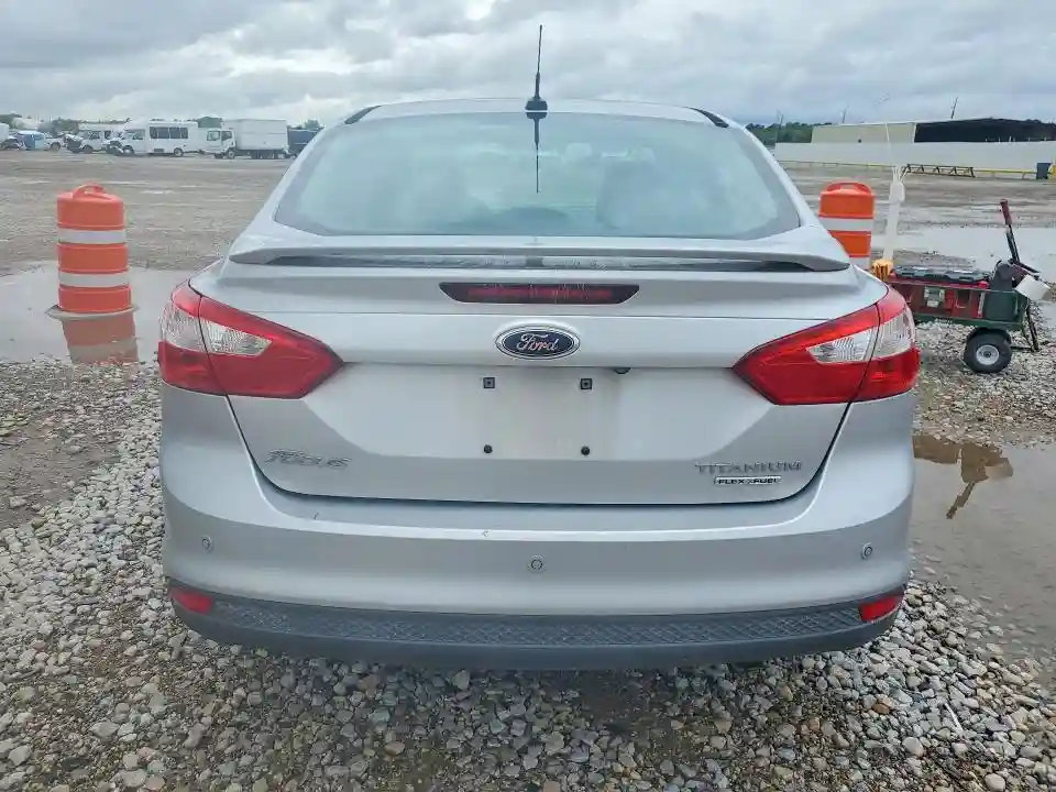 1FADP3J20DL345814 2013 FORD FOCUS-5