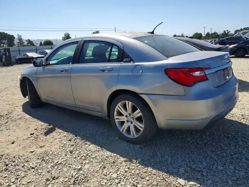 1C3CCBAB5DN640069 2013 CHRYSLER 200-1