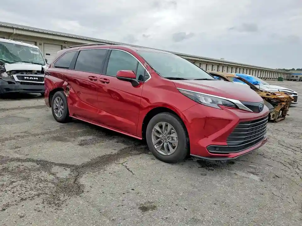 5TDBSKFC1SS201597 2025 TOYOTA SIENNA-3