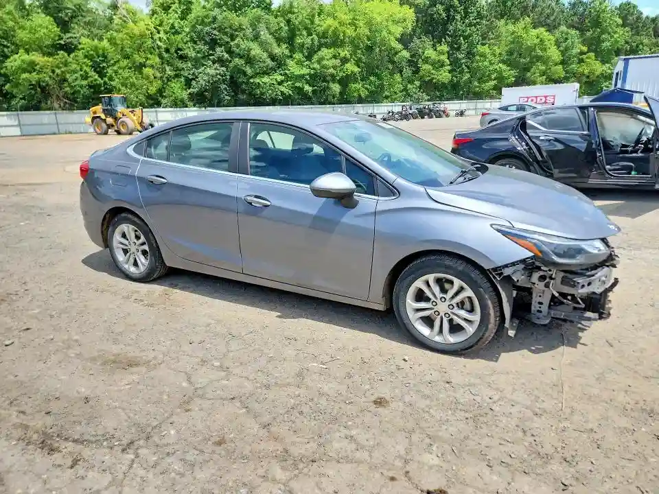 1G1BE5SM9K7119580 2019 CHEVROLET CRUZE-3