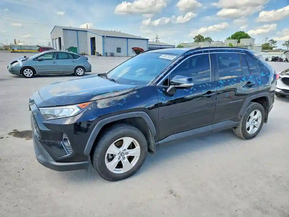 2020 TOYOTA RAV4