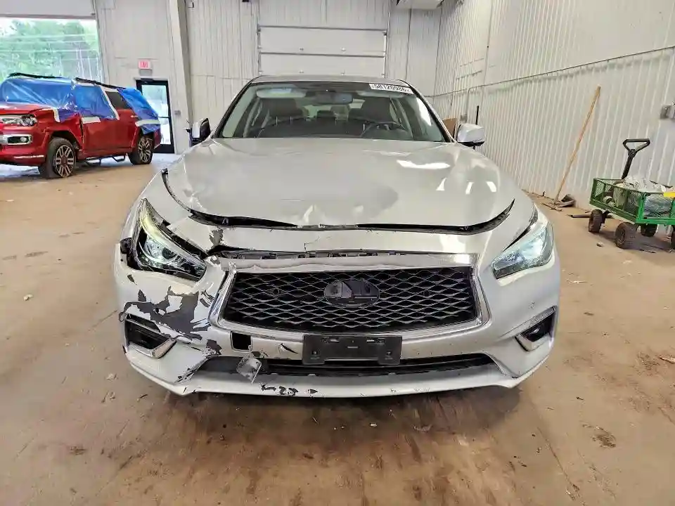 JN1EV7AR3JM442216 2018 INFINITI Q50-4