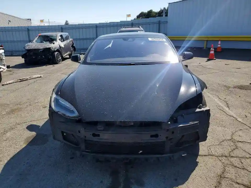 5YJSA1E17GF160028 2016 TESLA MODEL S-4