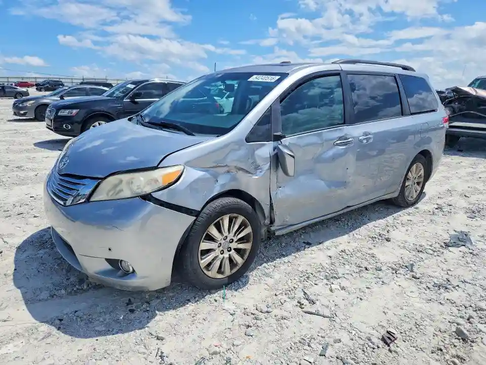 5TDDK3DC1BS011817 2011 TOYOTA SIENNA-0
