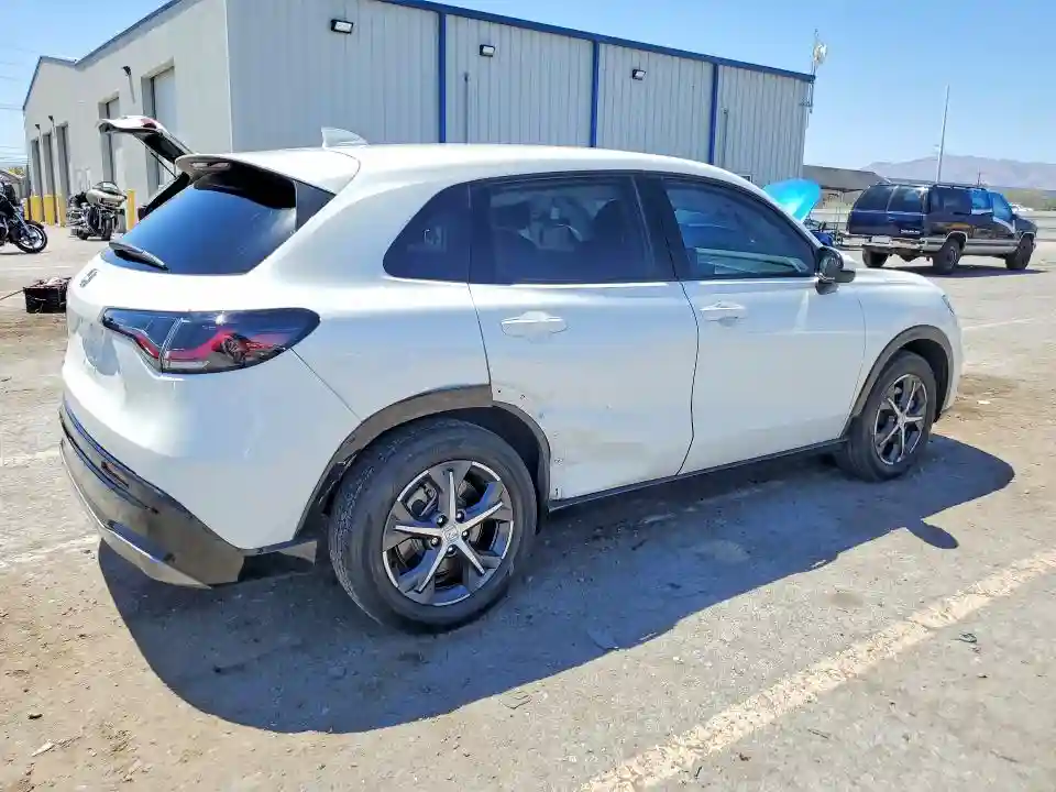3CZRZ1H7XPM702669 2023 HONDA HR-V-2