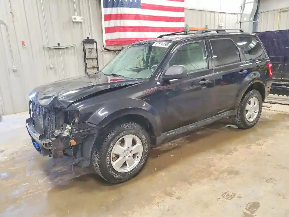 1FMCU9DG8BKA33697 2011 FORD ESCAPE-0