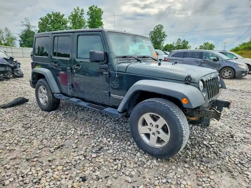 1J4HA6H15BL583001 2011 JEEP WRANGLER-3