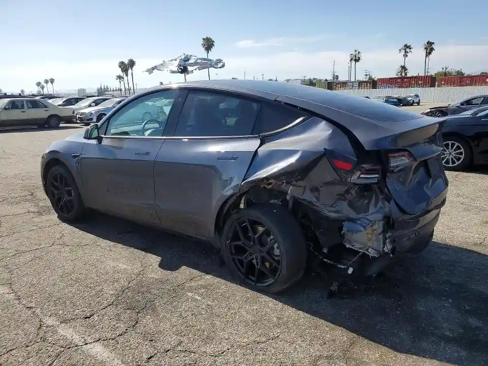 7SAYGDEE6NA020725 2022 TESLA MODEL Y-1