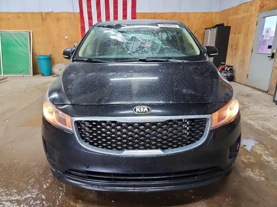 KNDMB5C12J6407099 2018 KIA SEDONA-4