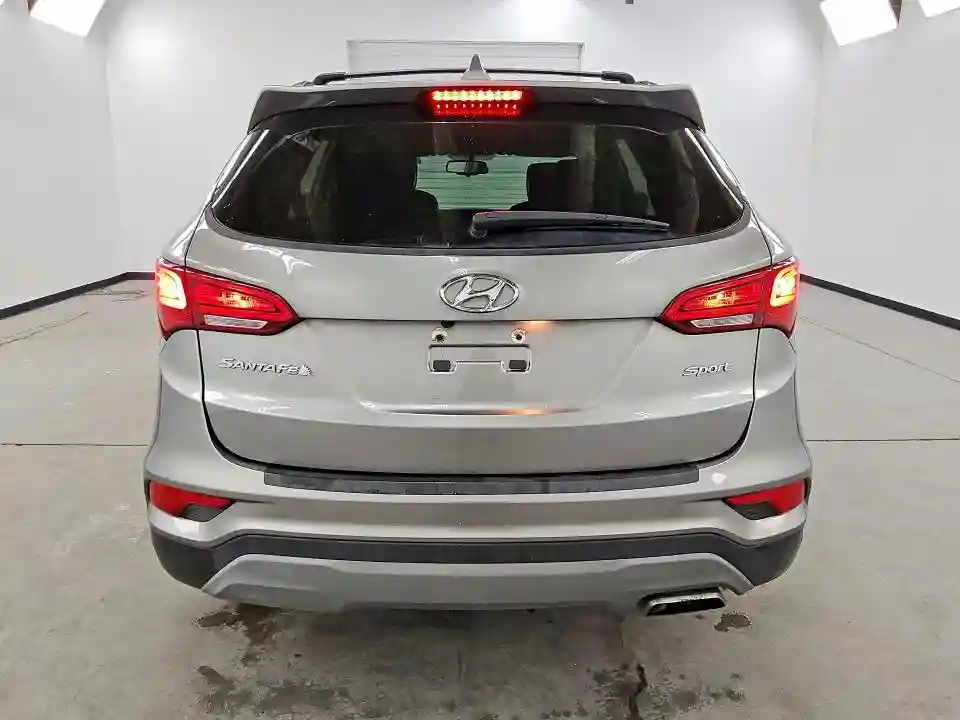 5NMZU3LB1JH101771 2018 HYUNDAI SANTA FE-5