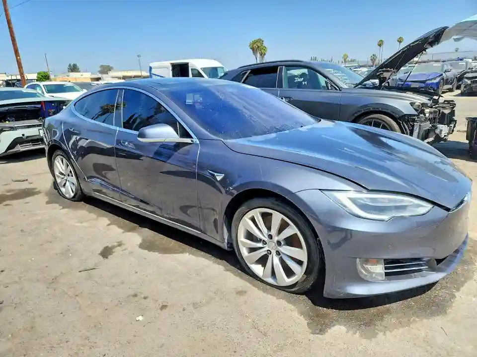 5YJSA1E27HF187787 2017 TESLA MODEL S-3