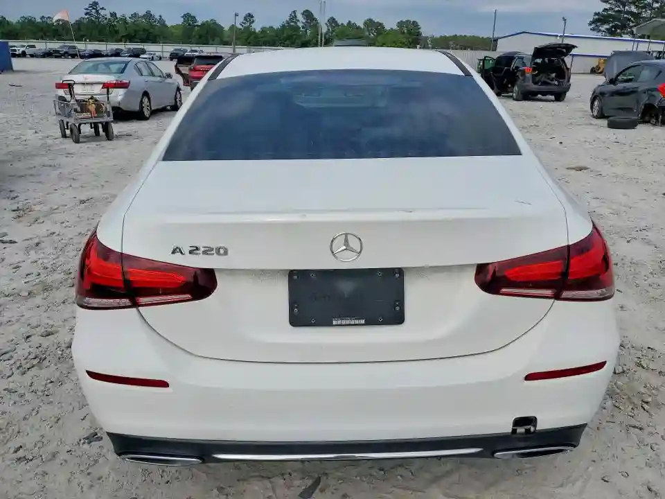 WDD3G4EB4KW035429 2019 MERCEDES-BENZ A-CLASS-5
