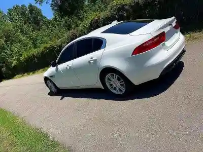 SAJAJ4FX4JCP25812 2018 JAGUAR XE-2