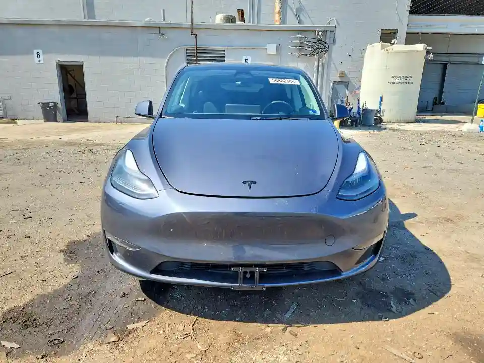 7SAYGDEE0PF608559 2023 TESLA MODEL Y-4