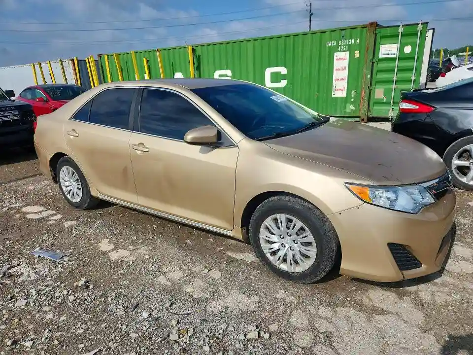 4T1BF1FK9CU025168 2012 TOYOTA CAMRY-3
