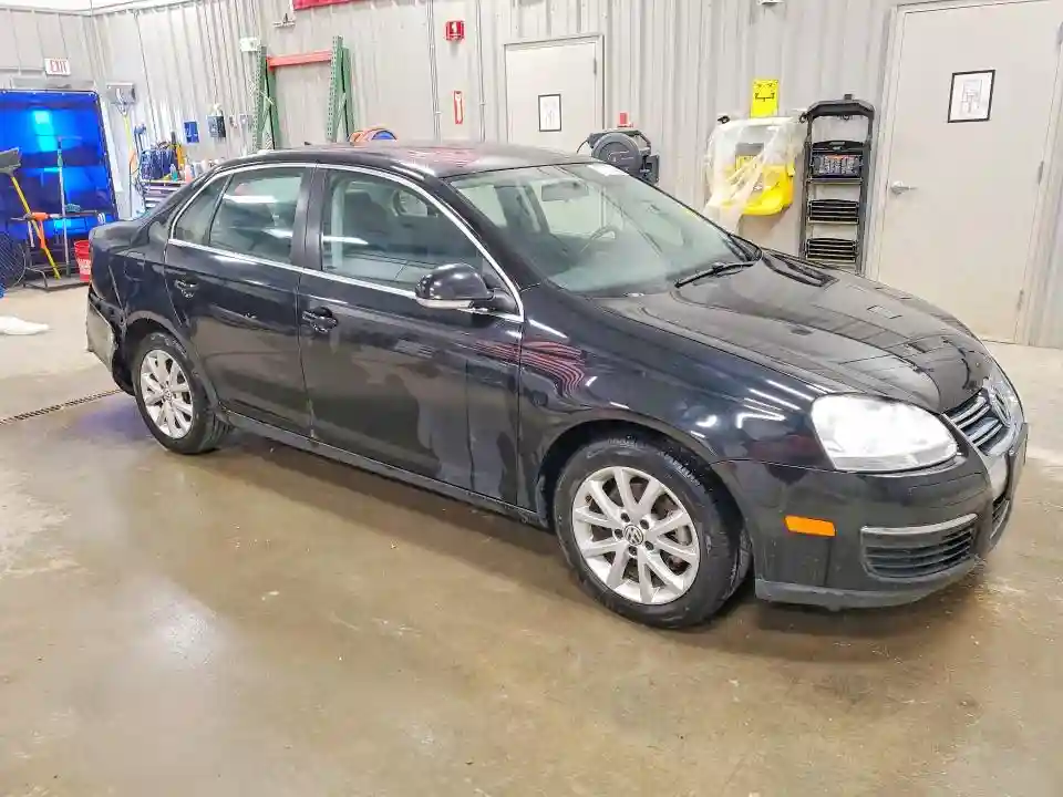 3VWRX7AJ6AM041537 2010 VOLKSWAGEN JETTA-3