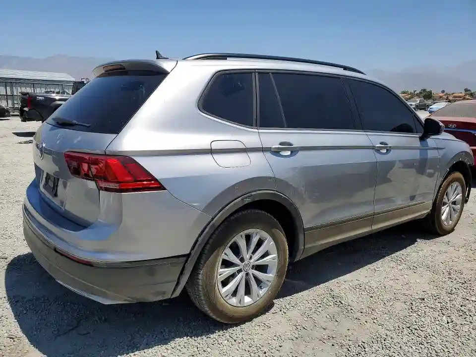3VV1B7AX6LM134145 2020 VOLKSWAGEN TIGUAN-2