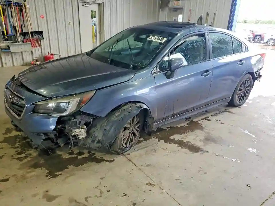 4S3BNAH60J3008883 2018 SUBARU LEGACY-0
