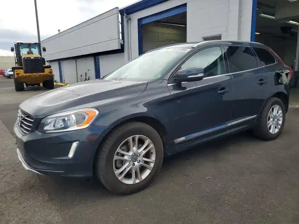 YV4612RKXF2716163 2015 VOLVO XC60-0