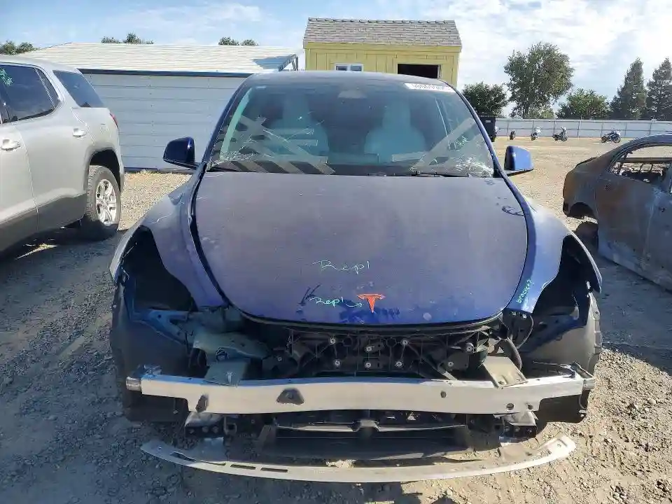 7SAYGDEF8NF565563 2022 TESLA MODEL Y-4