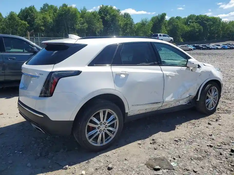 1GYKNGRS8NZ148885 2022 CADILLAC XT5-2