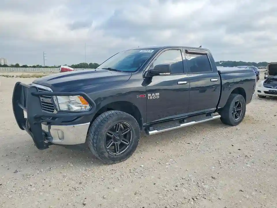 1C6RR7LM1GS239082 2016 RAM 1500-0