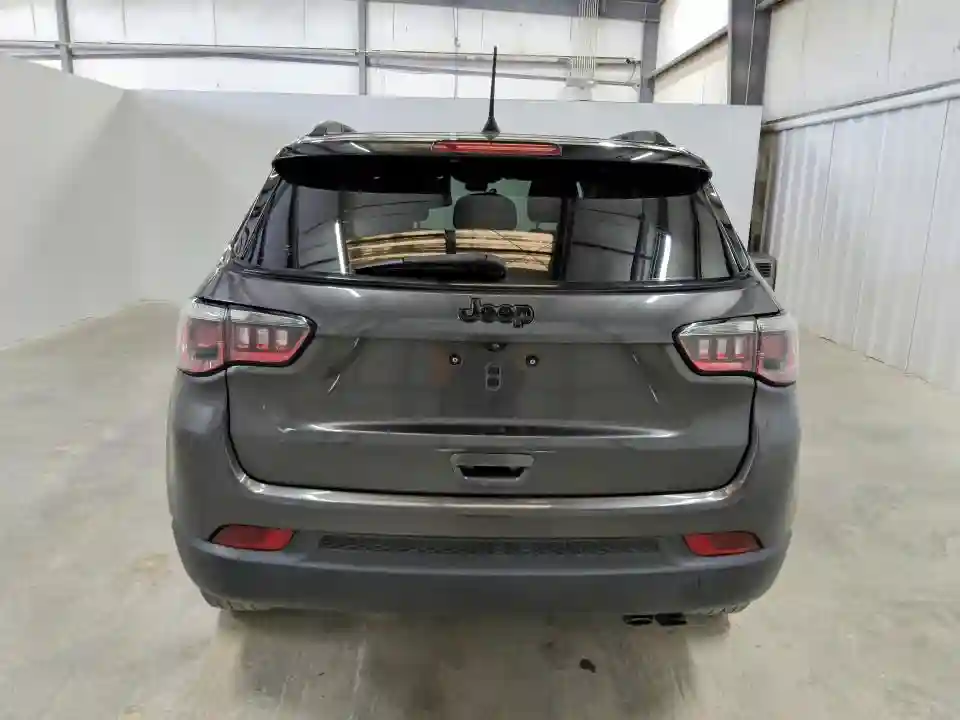 3C4NJCBB9LT118025 2020 JEEP COMPASS-5