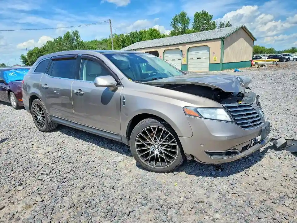 2LMHJ5AT5KBL00995 2019 LINCOLN MKT-3