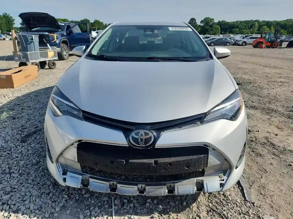 5YFBURHE3HP573395 2017 TOYOTA COROLLA-4