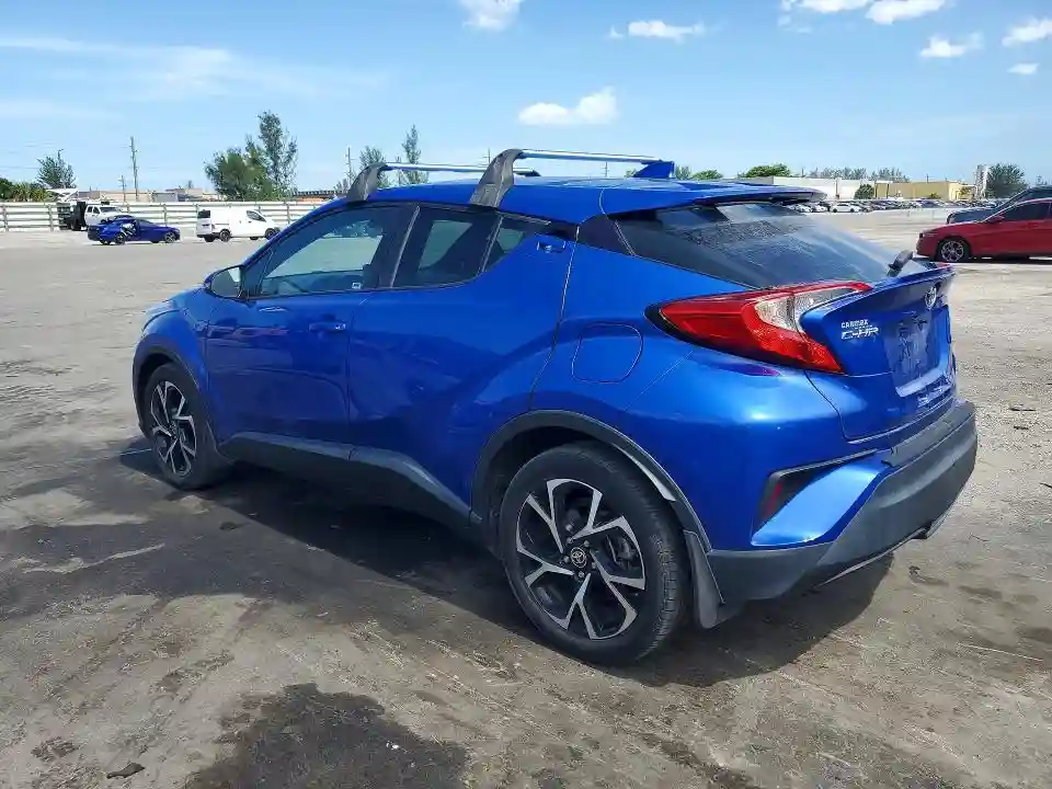 NMTKHMBX0NR142189 2022 TOYOTA C-HR-1