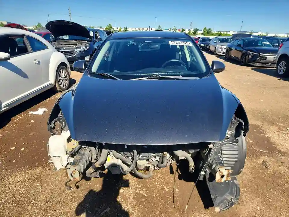 JM1BL1K52B1414263 2011 MAZDA MAZDA3-4