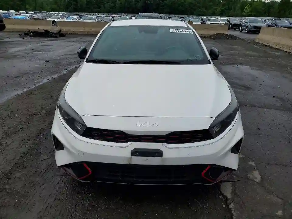 3KPF54AD2NE435332 2022 KIA FORTE-4