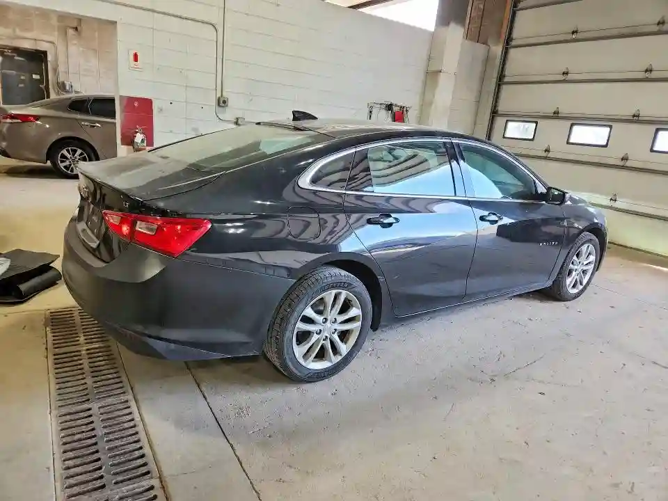 1G1ZD5ST0JF125619 2018 CHEVROLET MALIBU-2